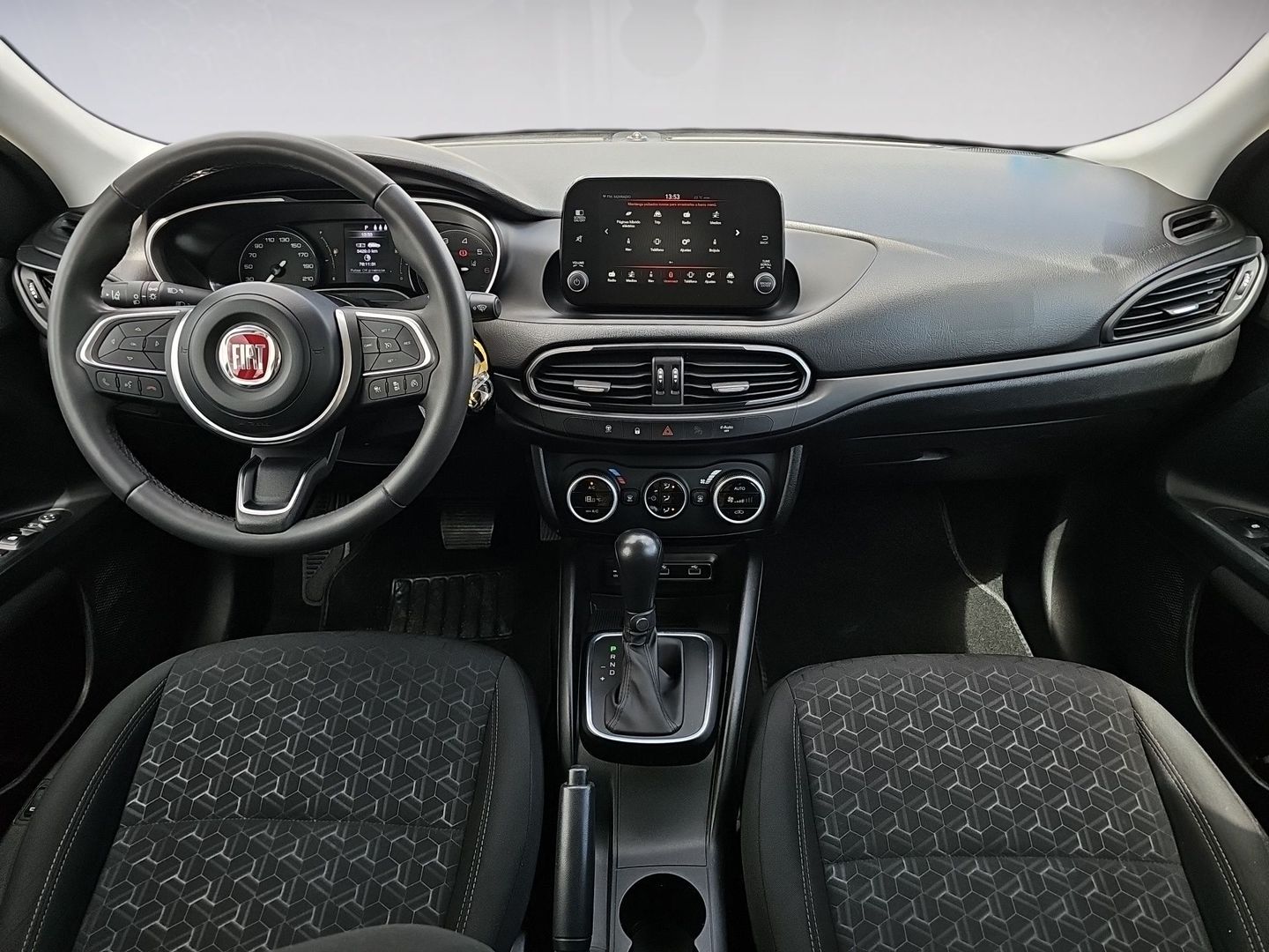 Fiat Tipo 1.5 Hybrid City Cross DCT 96 kW (130 CV)