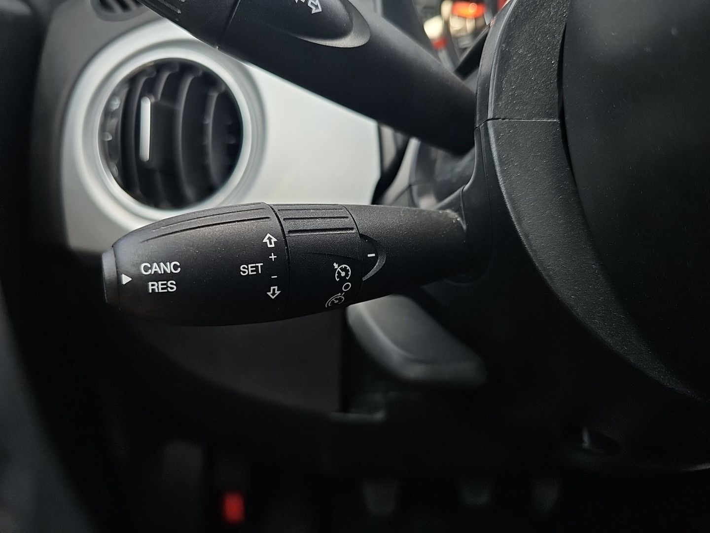Fiat 500 1.0 Hybrid Connect 51 kW (70 CV)