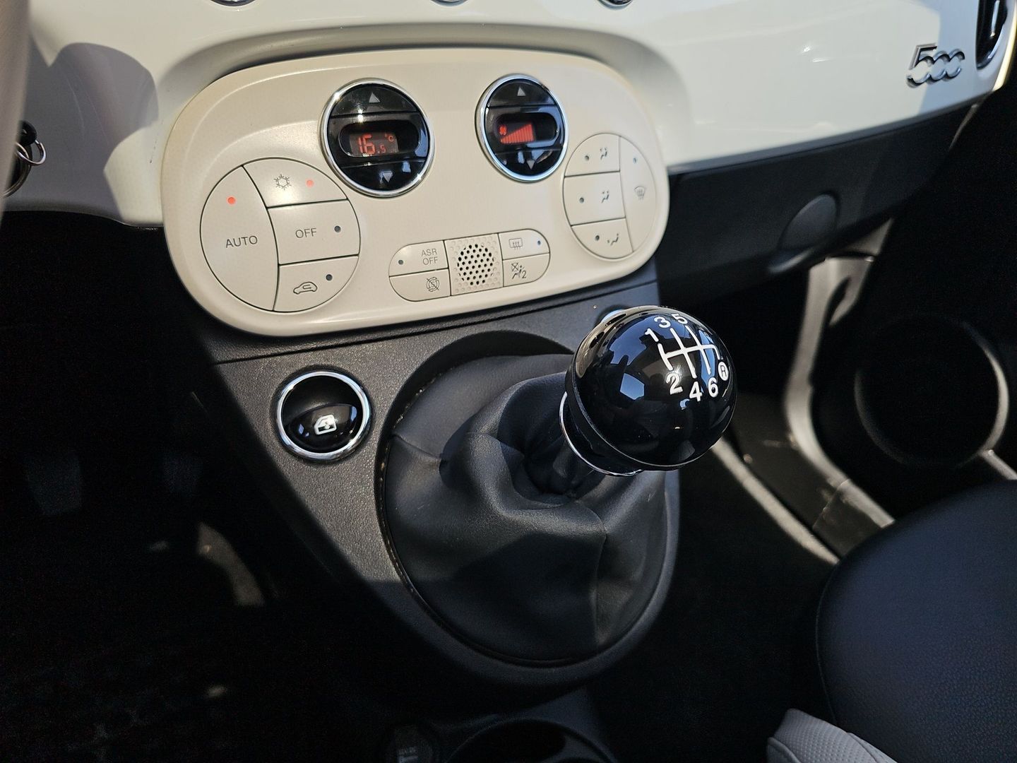 Fiat 500 1.0 Hybrid Dolcevita 51 kW (70 CV)