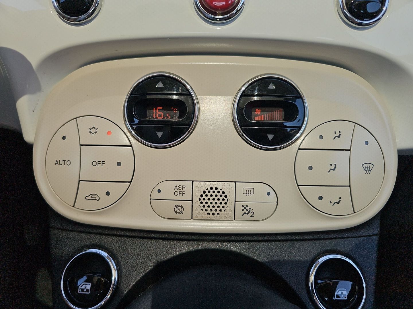 Fiat 500 1.0 Hybrid Dolcevita 51 kW (70 CV)