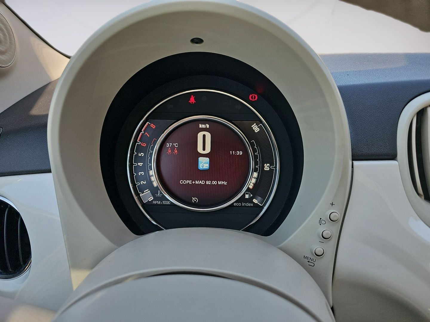 Fiat 500 1.0 Hybrid Dolcevita 51 kW (70 CV)