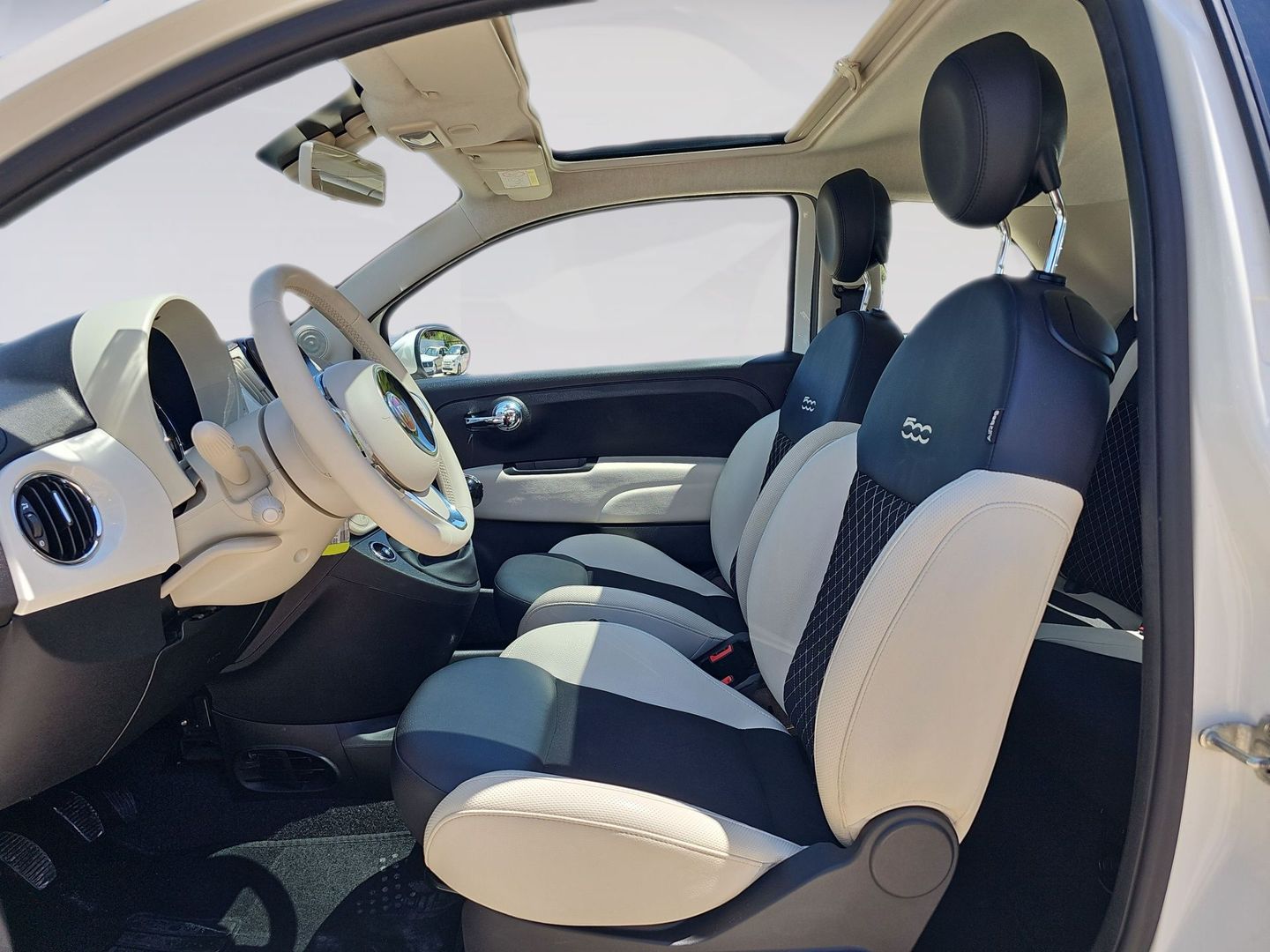 Fiat 500 1.0 Hybrid Dolcevita 51 kW (70 CV)