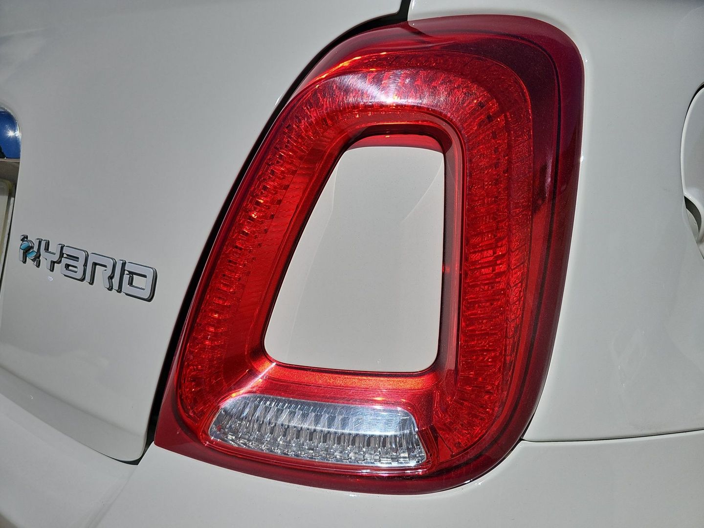 Fiat 500 1.0 Hybrid Dolcevita 51 kW (70 CV)