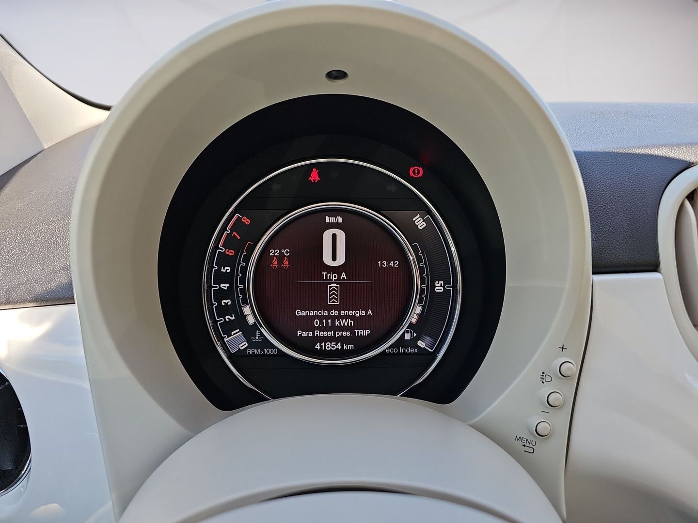 Fiat 500 1.0 Hybrid Dolcevita 51 kW (70 CV)
