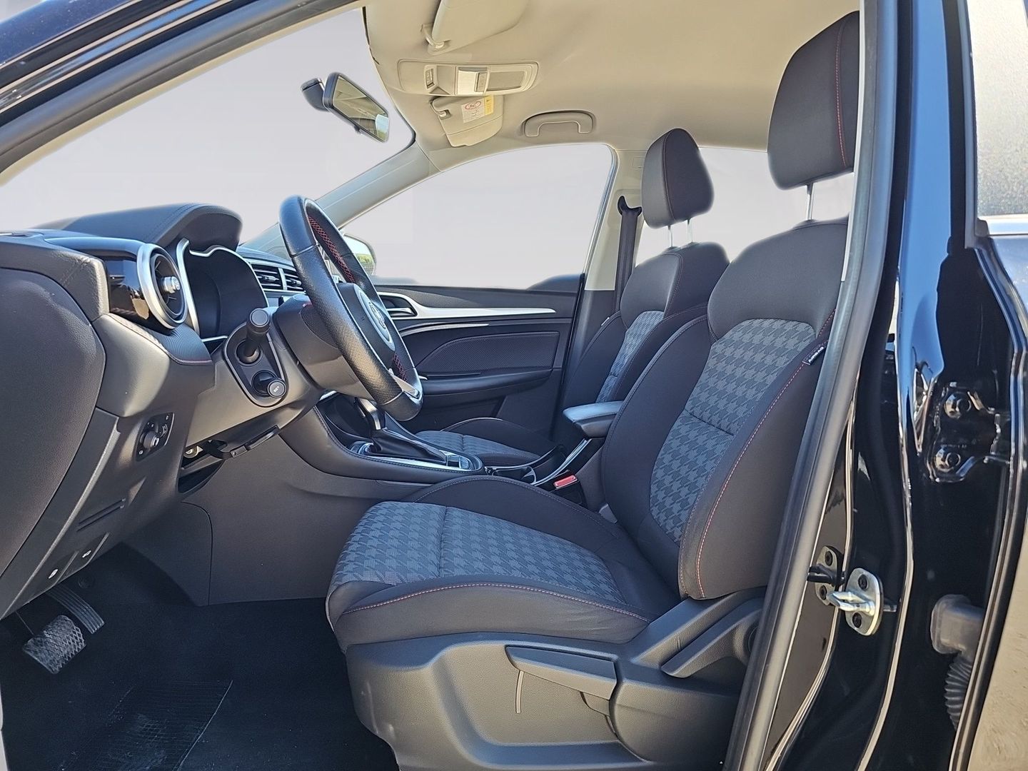 MG ZS 1.0T Comfort Auto 82 kW (111 CV)