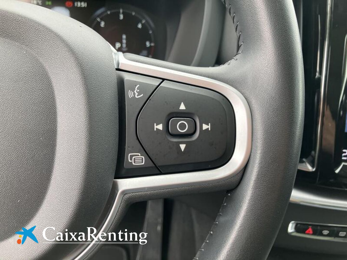 Volvo XC60 B4 D Momentum Pro AWD Auto 145 kW (197 CV)