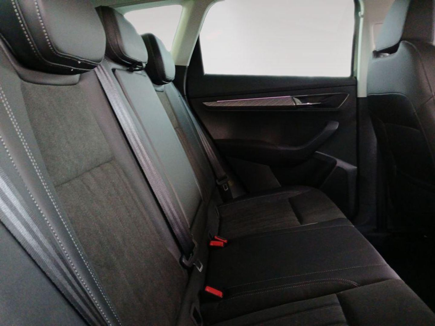 Skoda Karoq 1.5 TSI ACT Design DSG 110 kW (150 CV)