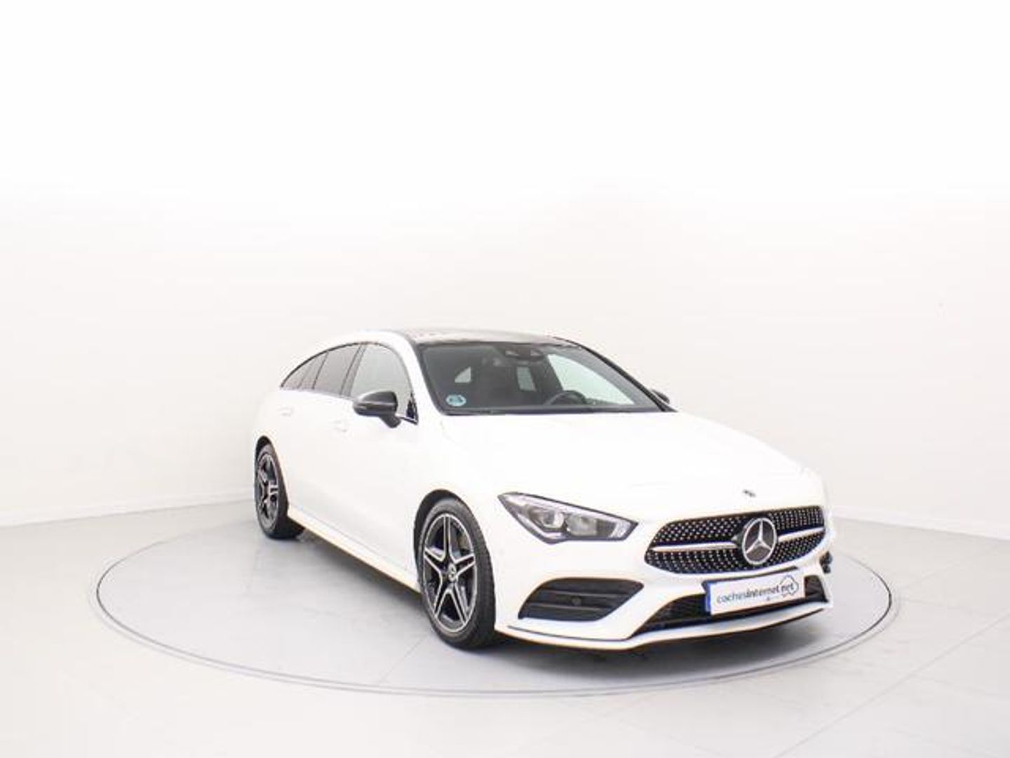 Mercedes-Benz CLA Shooting Brake CLA 200 120 kW (163 CV) Blanco Familiar