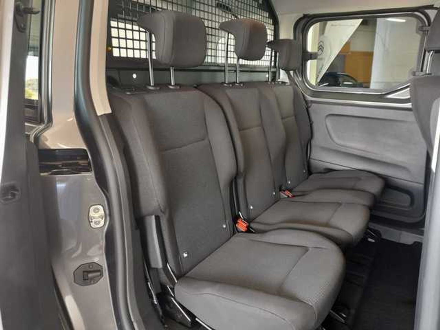 Peugeot Rifter BlueHDi 100 Allure Business Standard 73 kW (100 CV)