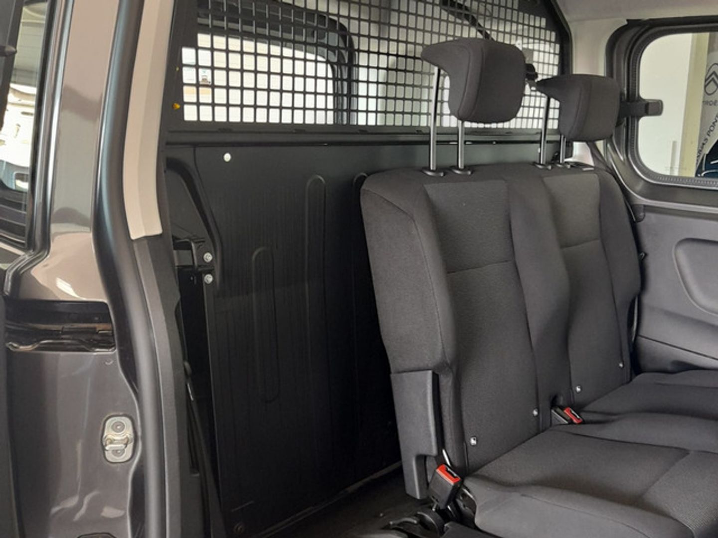 Peugeot Rifter BlueHDi 100 Allure Business Standard 73 kW (100 CV)