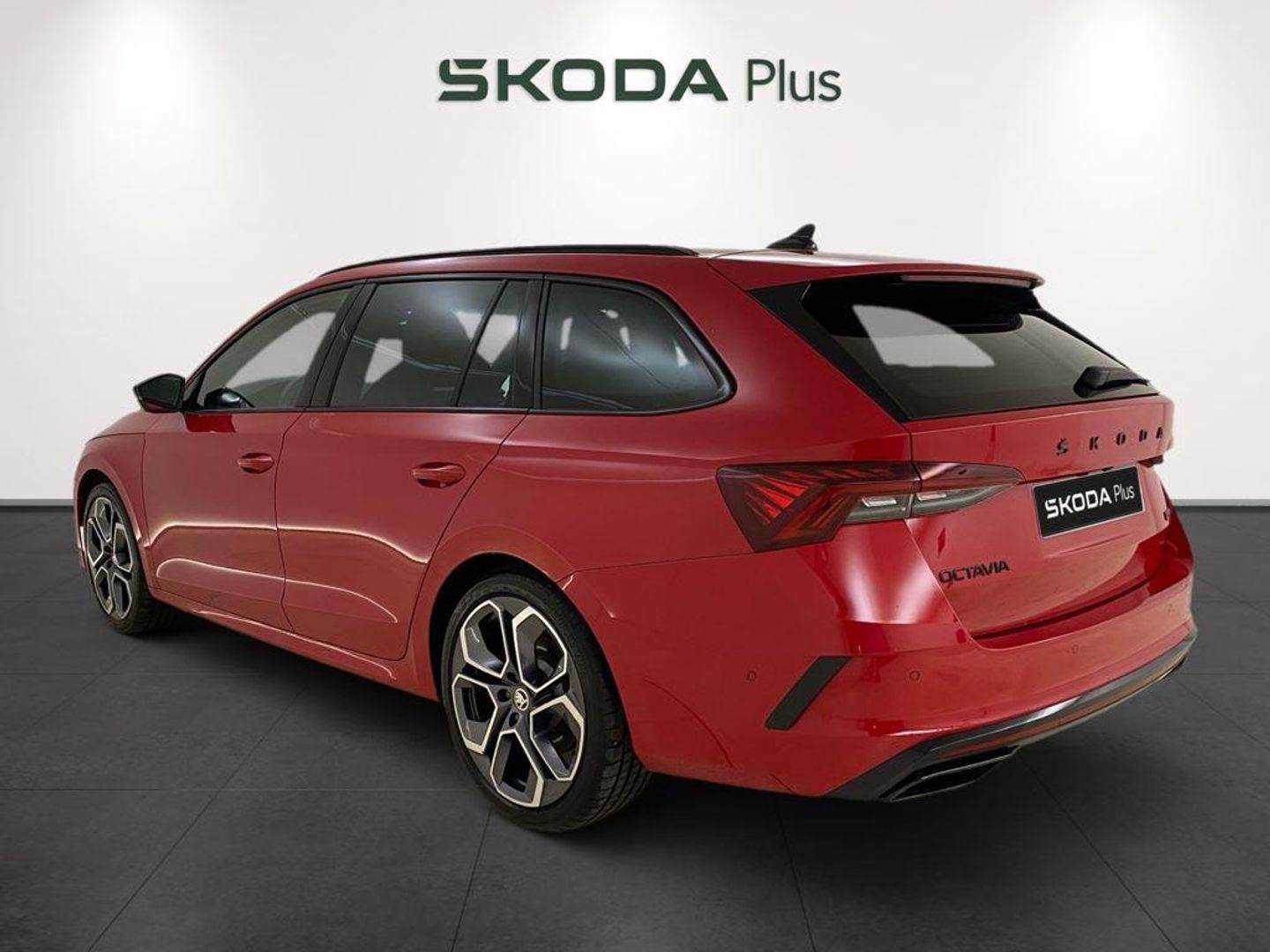 Skoda Octavia Combi 2.0 TSI RS Plus