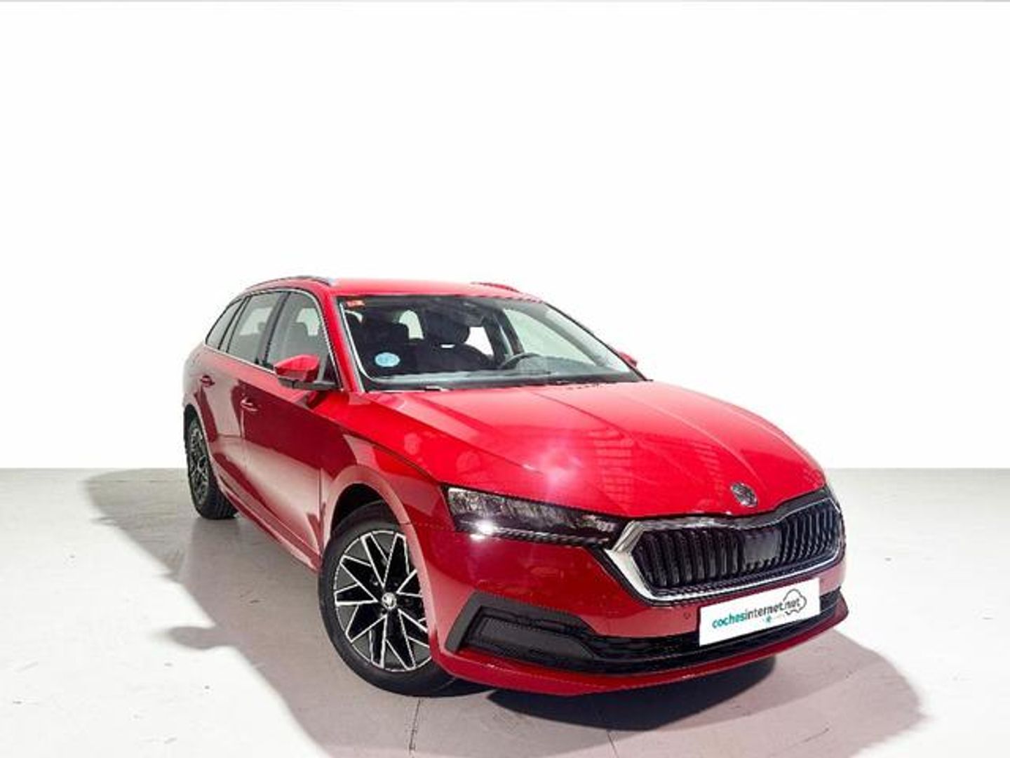 Skoda Octavia Combi 1.5 TSI Ambition 110 kW (150 CV) Rojo Familiar