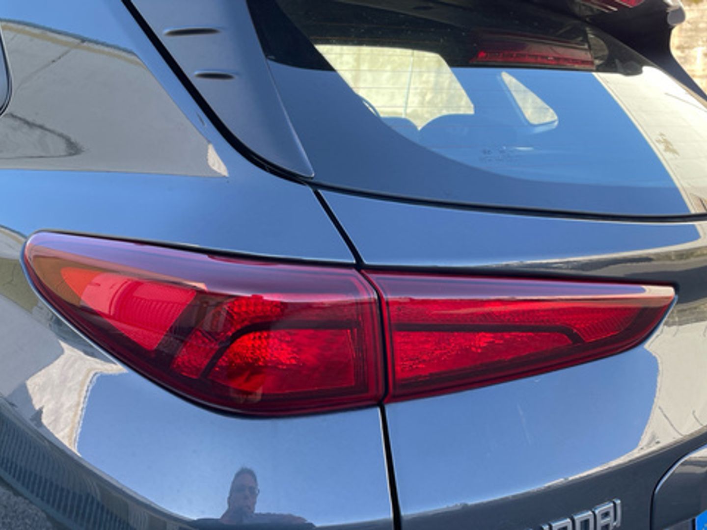 Hyundai Kona 1.6 GDI HEV Tecno 2C DCT 104 kW (141 CV)