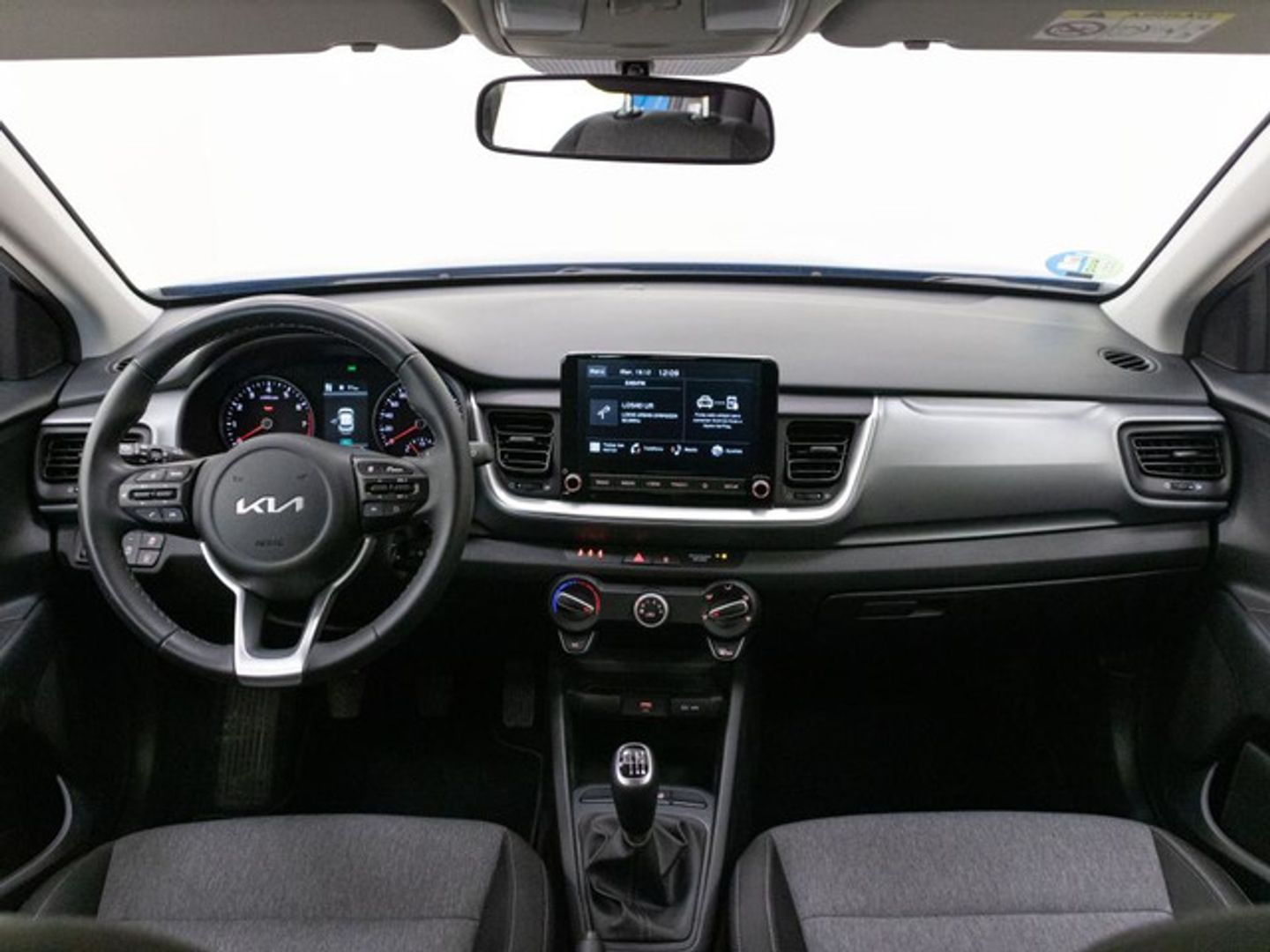 Kia Stonic 1.0 T-GDi MHEV MT Concept 74 kW (100 CV)