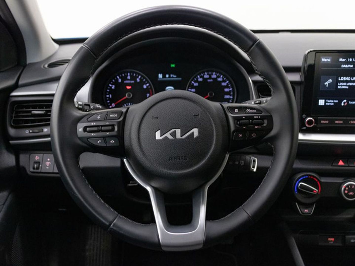 Kia Stonic 1.0 T-GDi MHEV MT Concept 74 kW (100 CV)