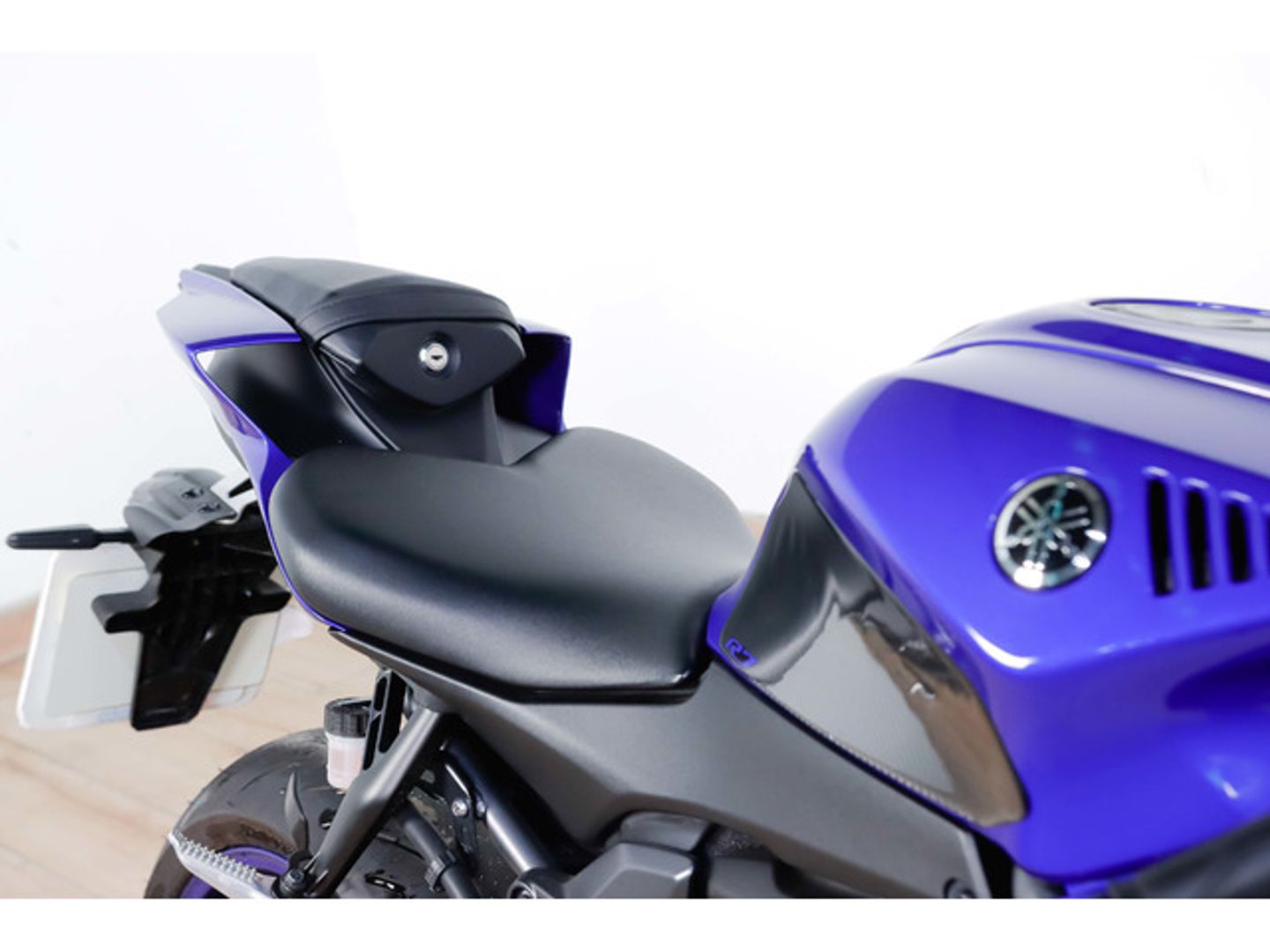 Yamaha R7