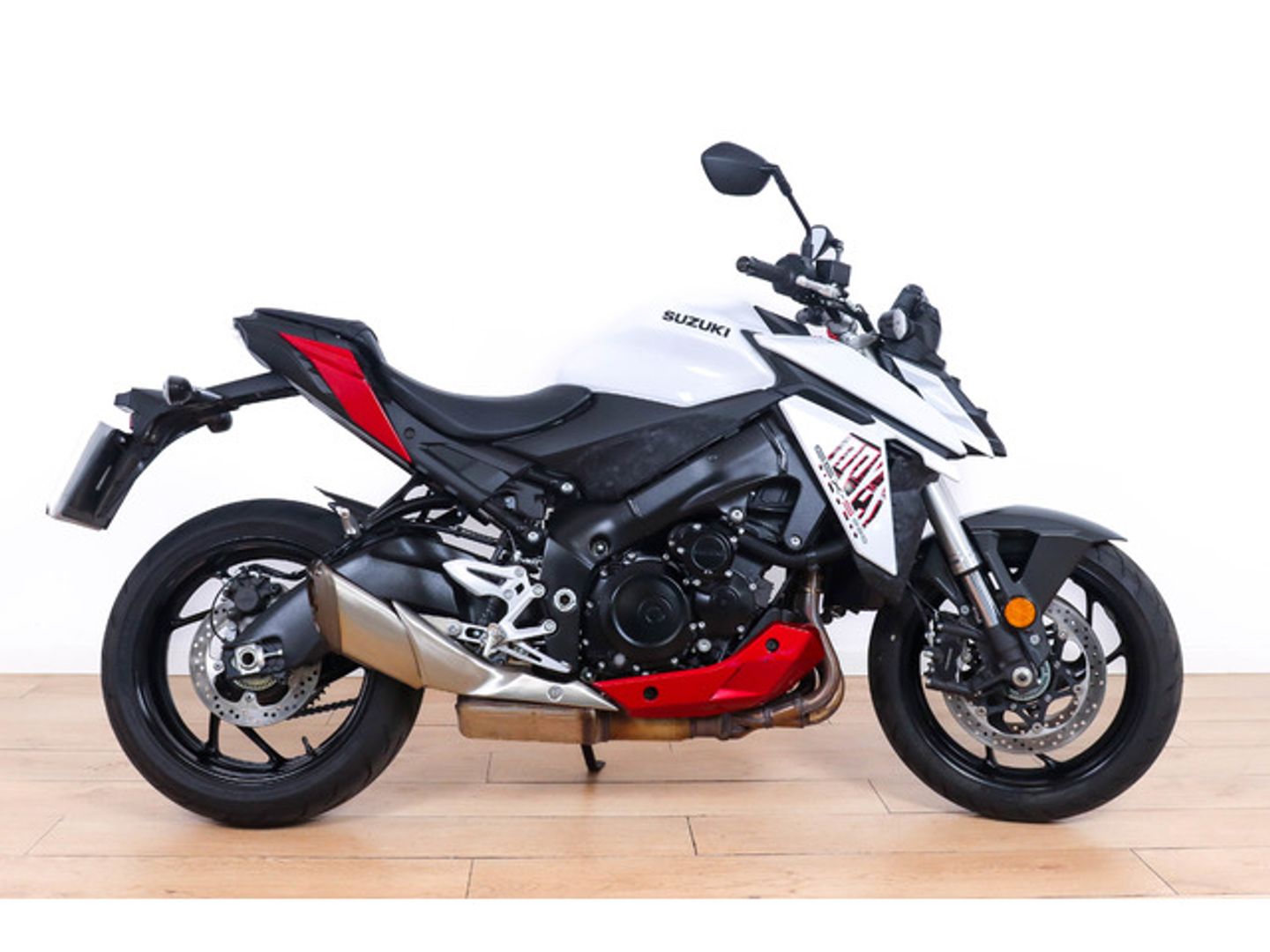 Suzuki GSX-S 950 Blanco Motorcycle