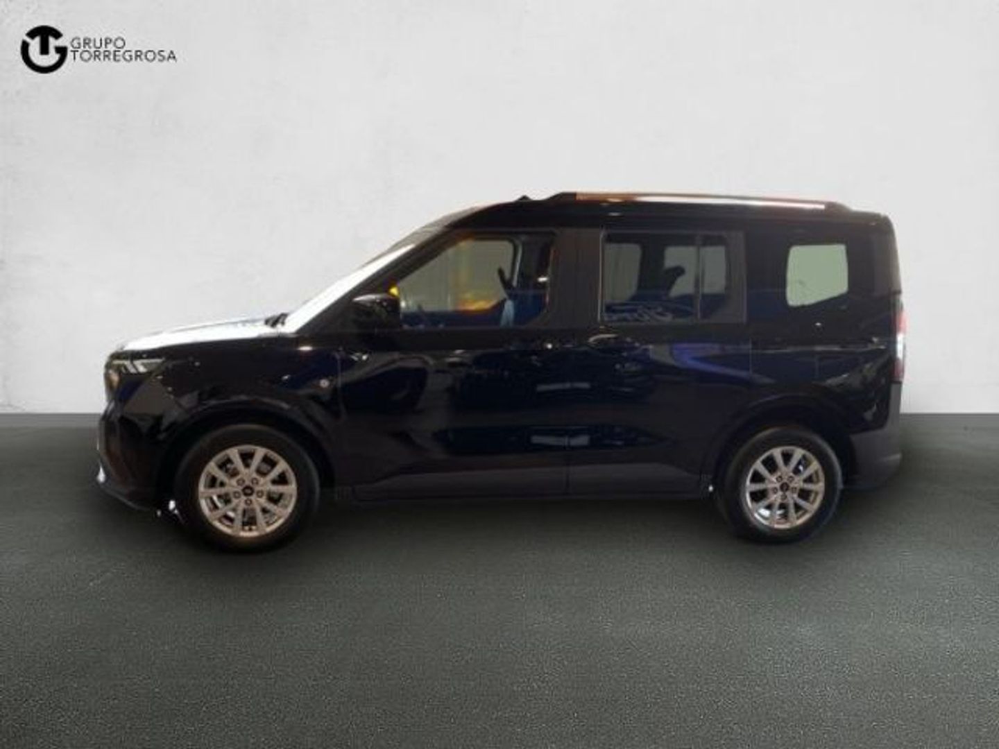 Ford Tourneo Courier 1.0 Ecoboost Titanium