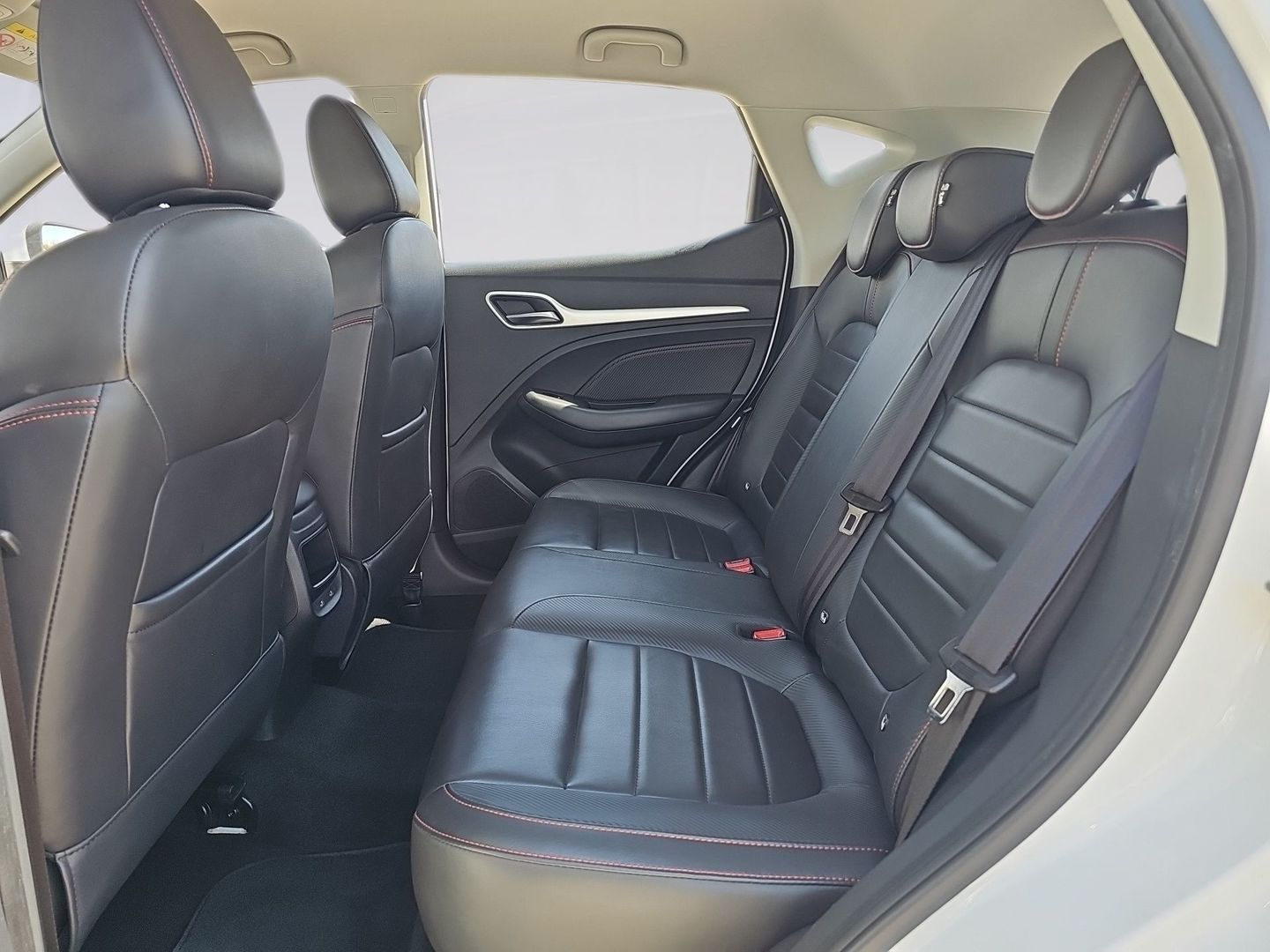 MG ZS 1.0T Luxury 82 kW (111 CV)