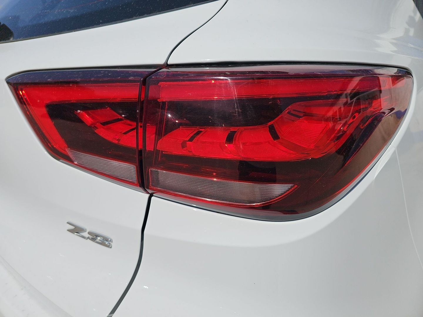MG ZS 1.0T Luxury 82 kW (111 CV)