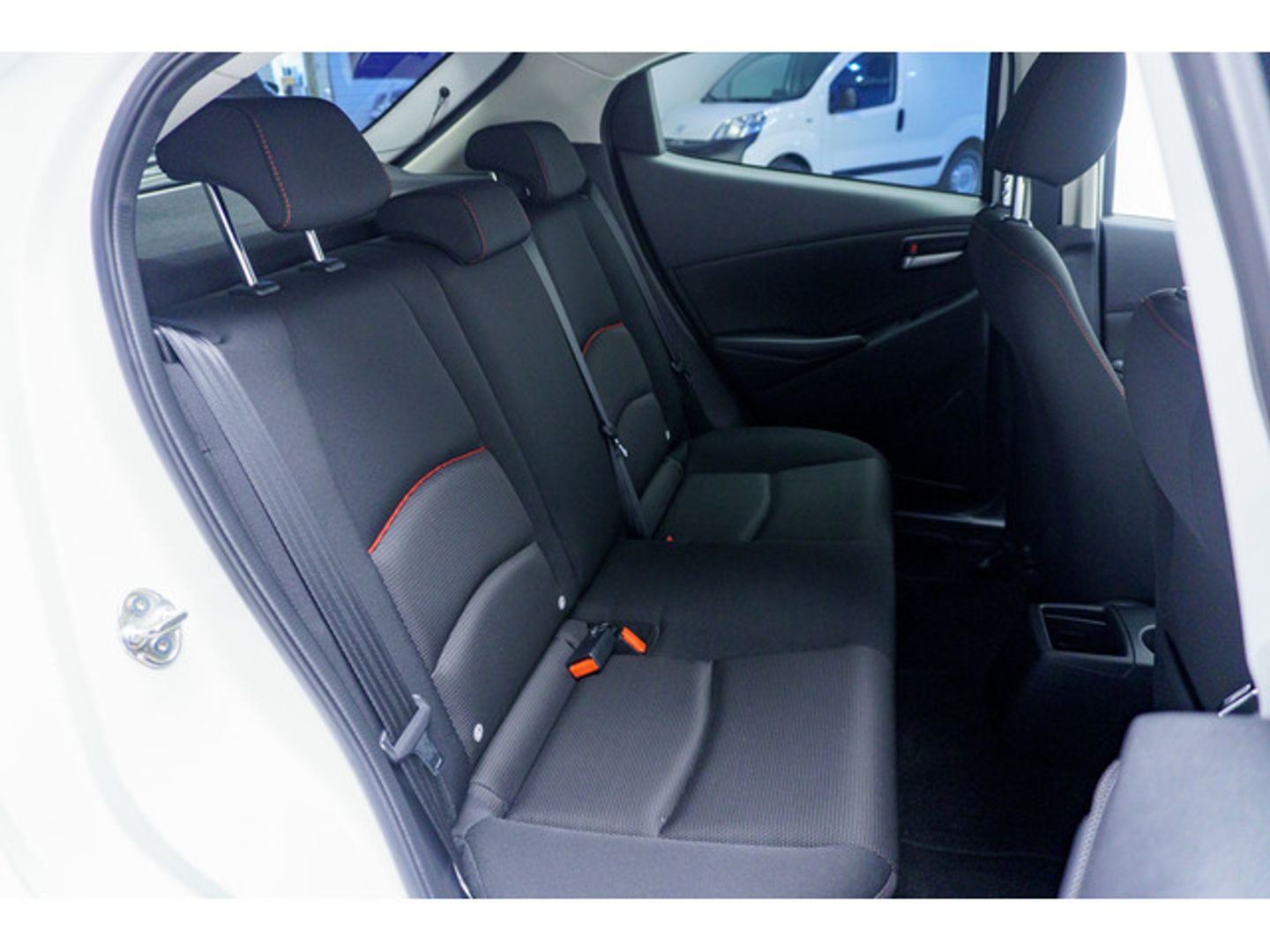 Mazda Mazda 2 1.5 G e-SKYACTIV Homura 66 kW (90 CV)