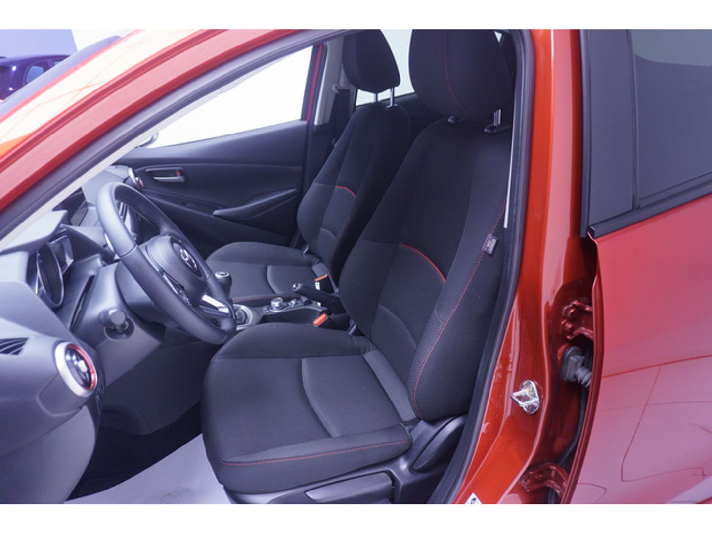 Mazda Mazda 2 1.5 G e-SKYACTIV Homura 66 kW (90 CV)