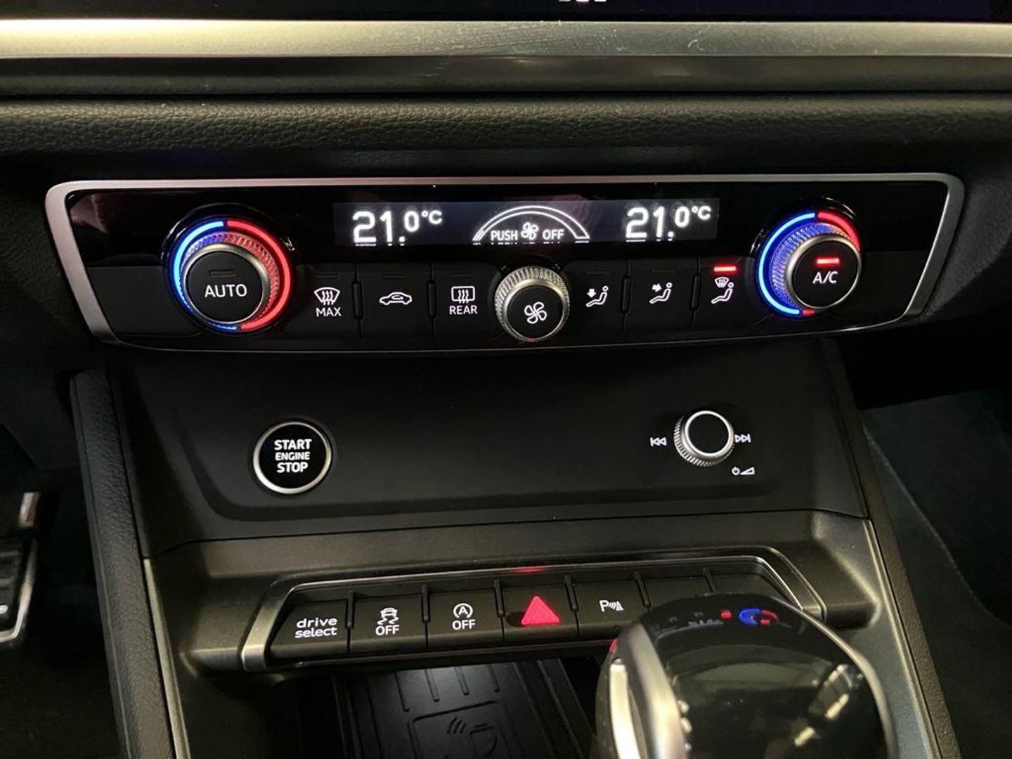 Audi Q3 S line 35 TFSI 110 kW (150 CV) S tronic