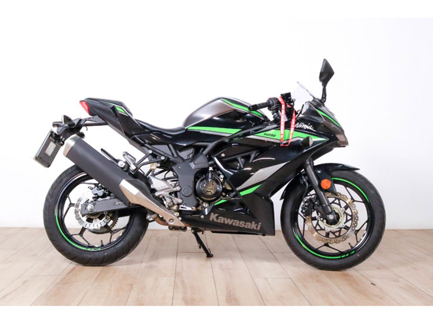 Kawasaki Ninja 125 SPECIAL EDITION ABS Negro Motorcycle