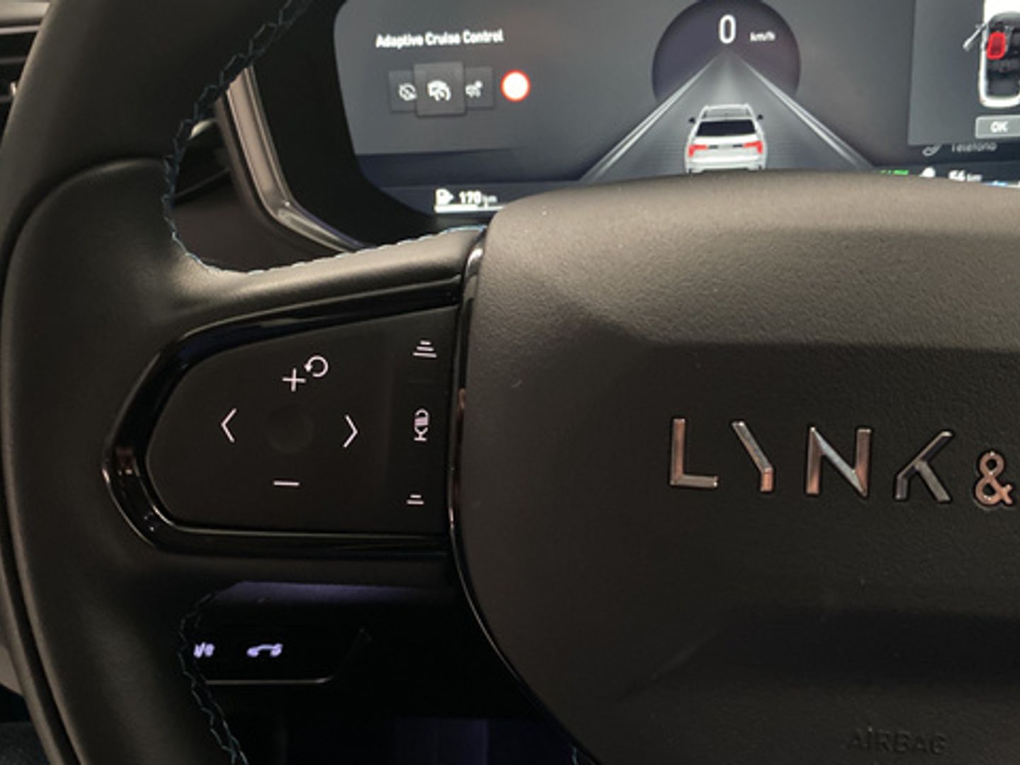 Lynk & Co 01 1.5 PHEV -