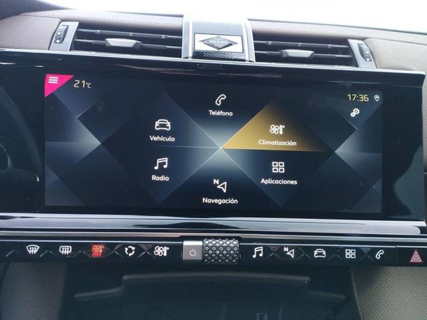 DS DS7 Crossback BlueHDi 130 Be Chic Auto 96 kW (130 CV)