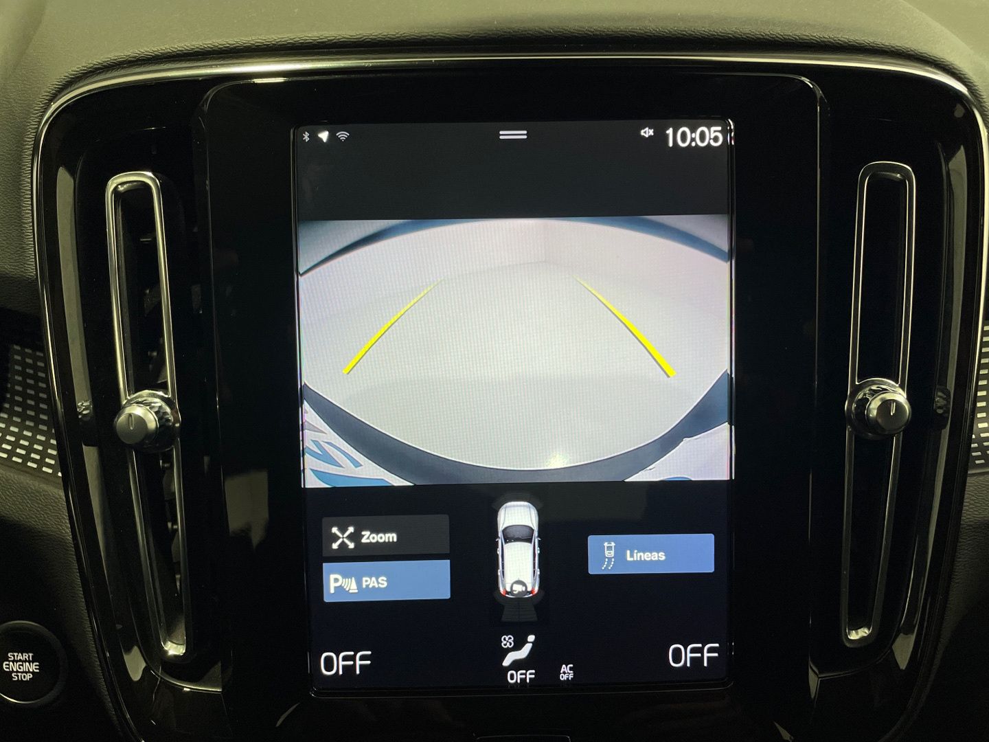 Volvo XC40 T3 R-Design Auto 120 kW (163 CV)