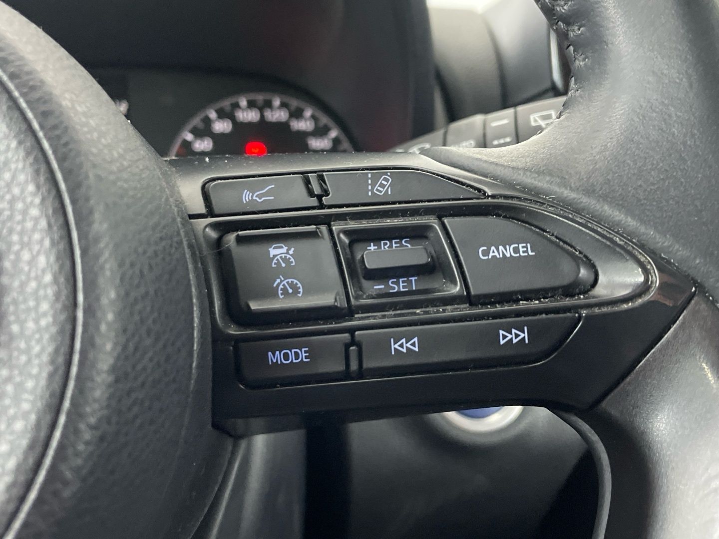 Toyota Yaris 120H Active Tech 85 kW (116 CV)