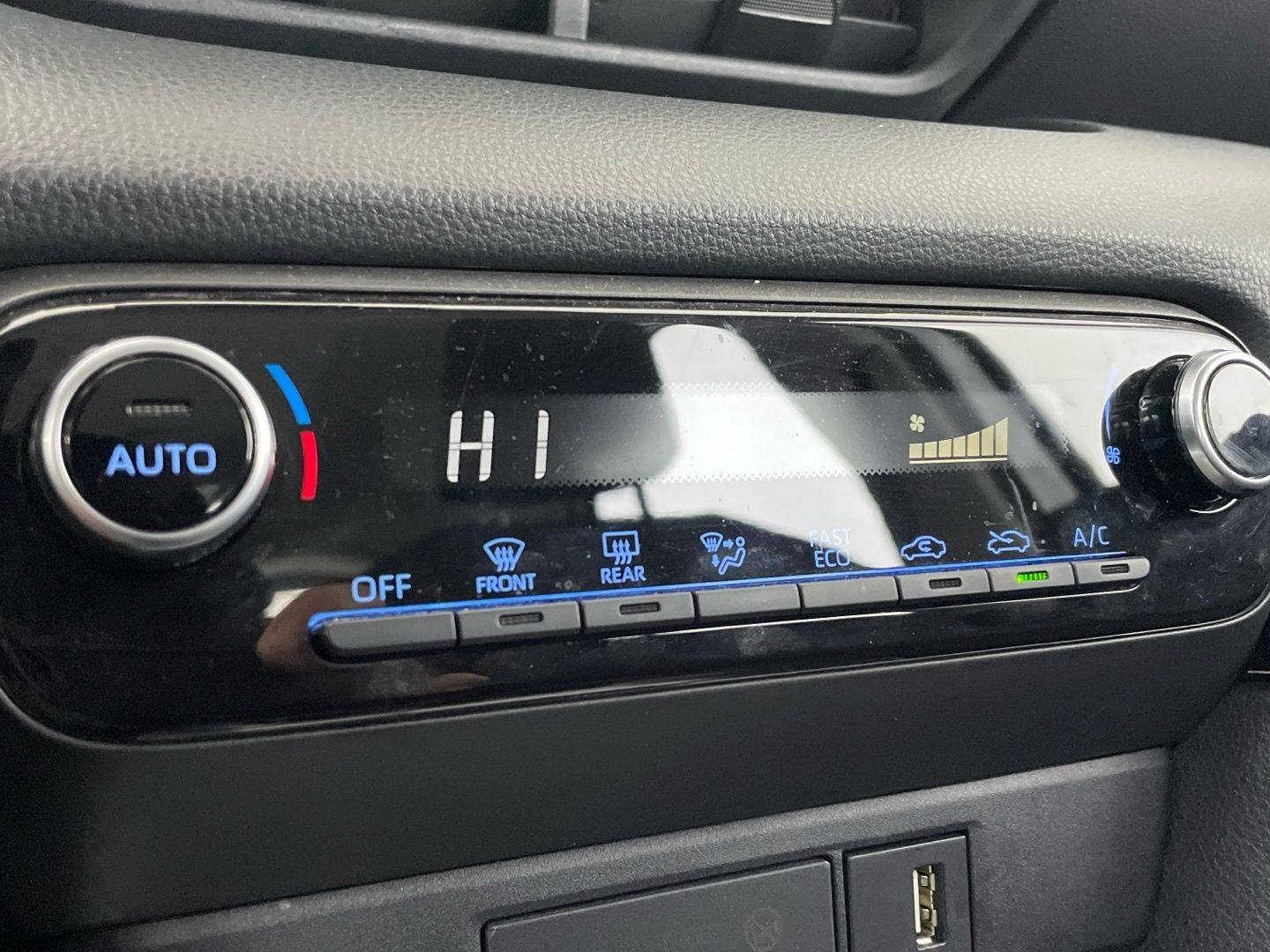 Toyota Yaris 120H Active Tech 85 kW (116 CV)