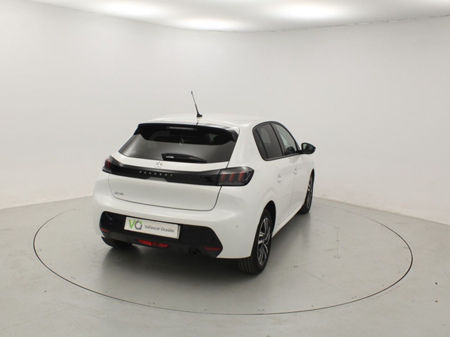 Peugeot 208 PureTech 75 First Edition