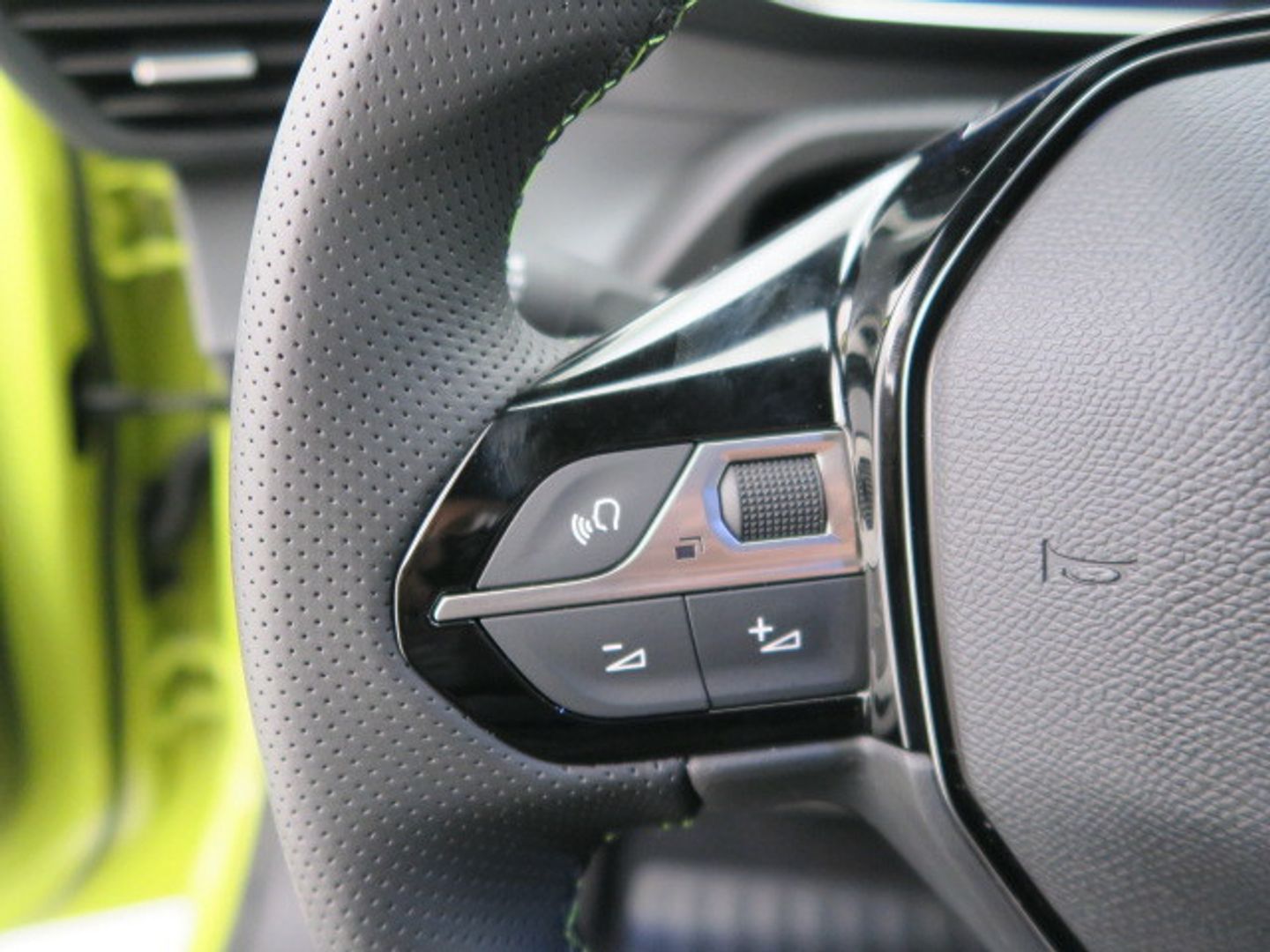 Peugeot e-208 Eléctrico GT 115 kW (156 CV)