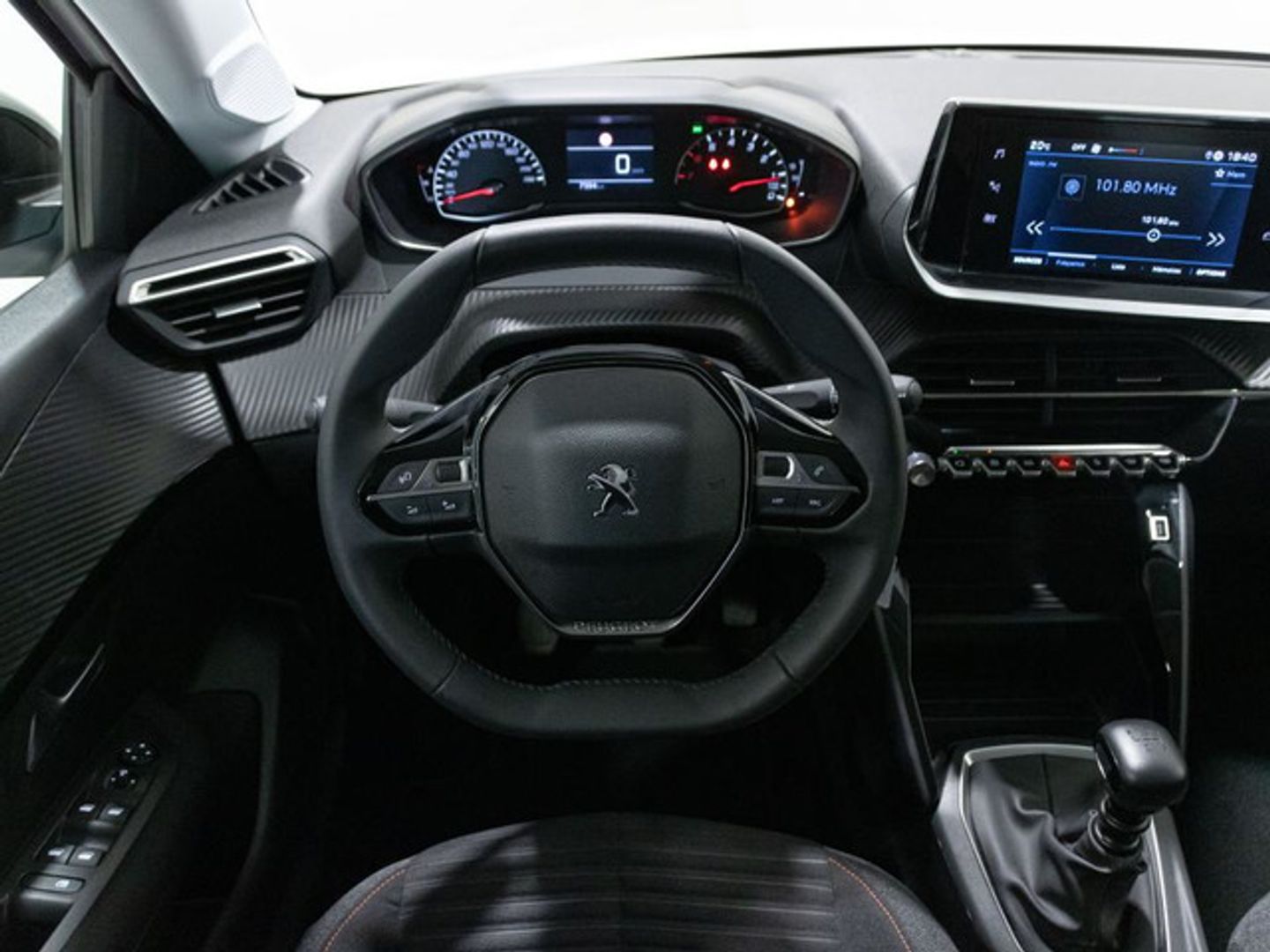 Peugeot 208 PureTech 100