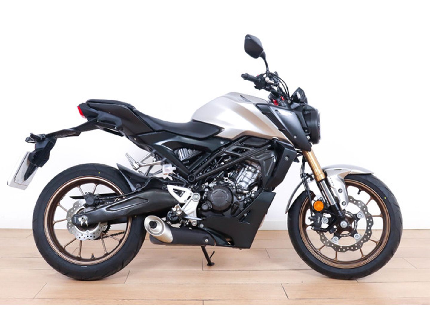 Honda CB 125 R ABS Gris Plata Motorcycle