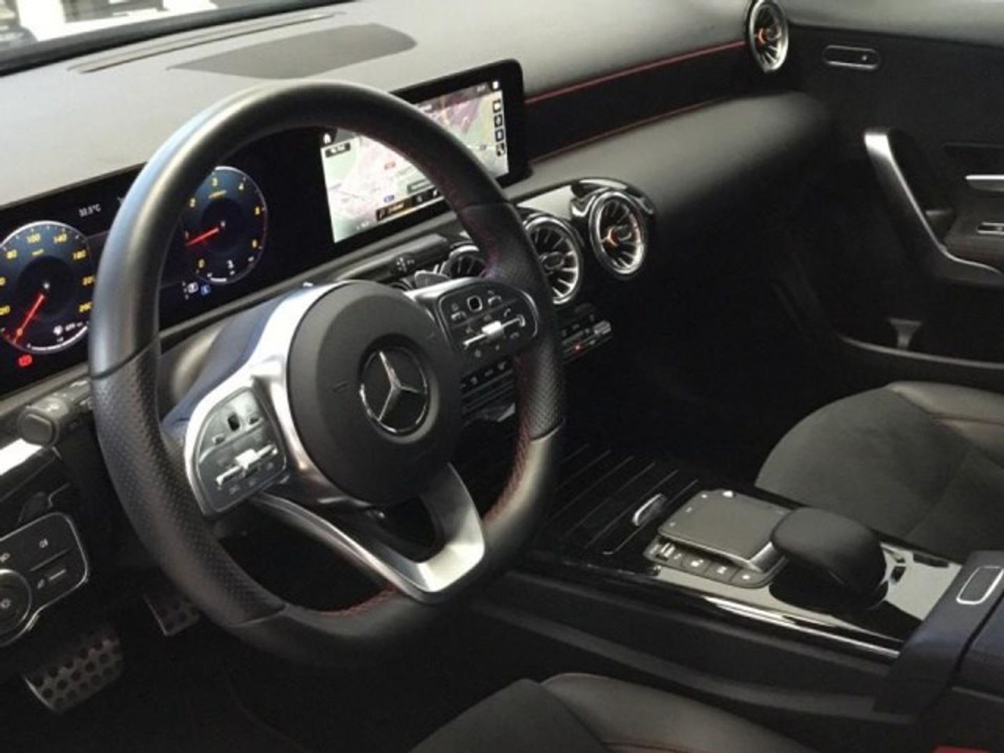 Mercedes-Benz Clase A 180 d 85 kW (116 CV)