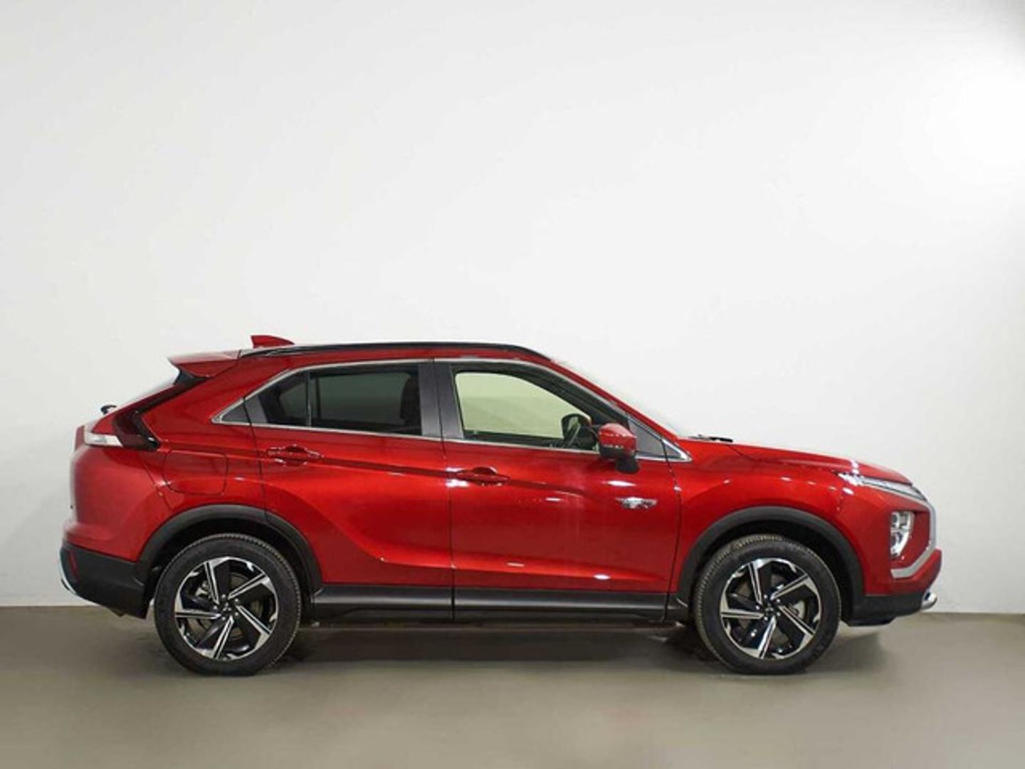 Mitsubishi Eclipse Cross 2.4 PHEV Kaiteki 4WD Auto 138 kW (188 CV)
