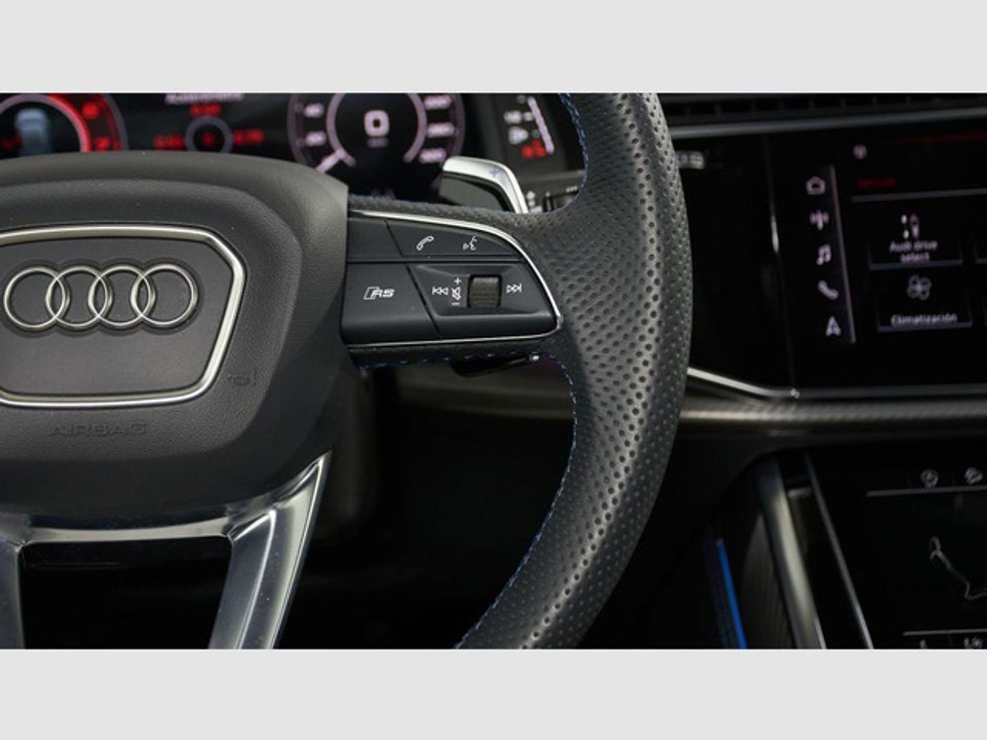Audi RS Q8 TFSI -