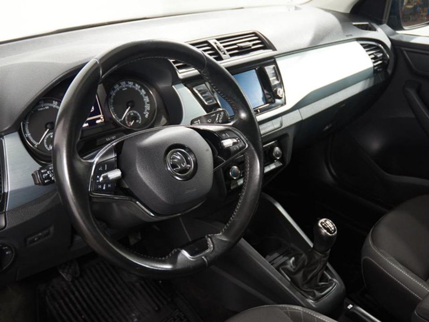 Skoda Fabia 1.0 TSI Ambition Plus