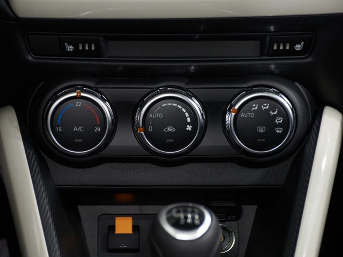Mazda Mazda 2 1.5 Center-Line Convenience