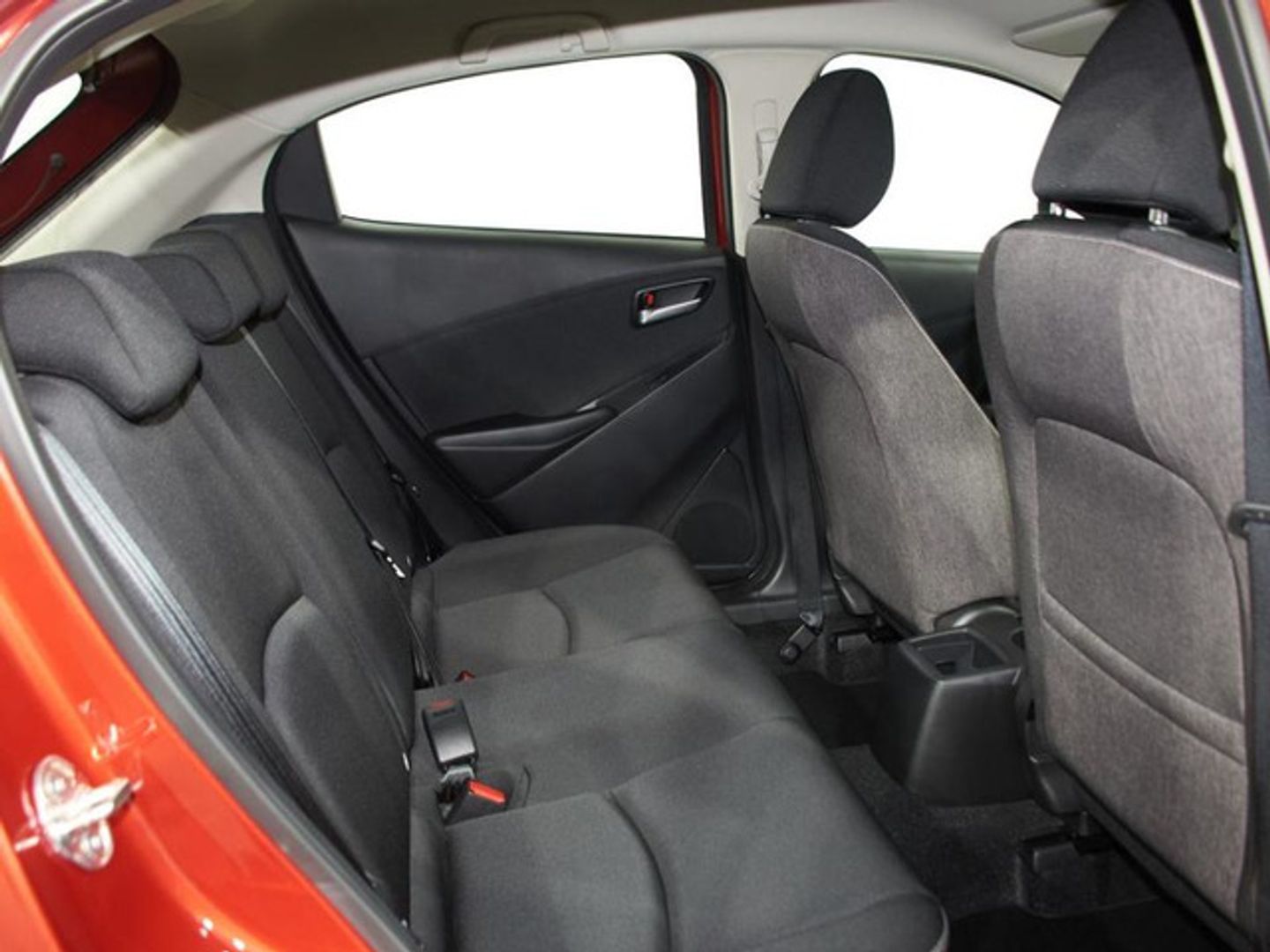 Mazda Mazda 2 1.5 Center-Line Convenience
