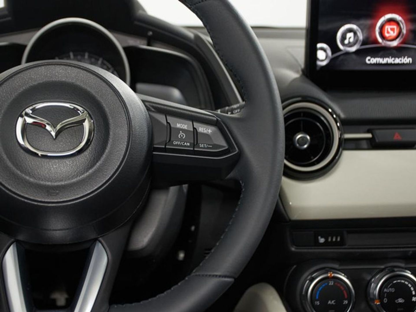 Mazda Mazda 2 1.5 Center-Line Convenience