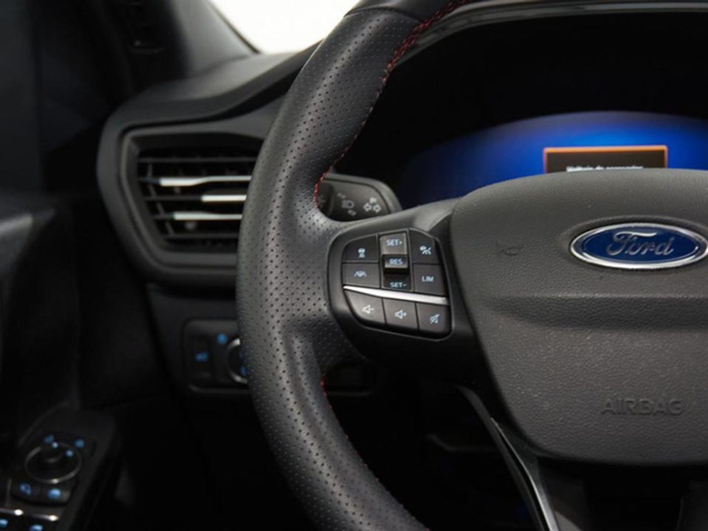 Ford Kuga 2.5 Duratec FHEV ST-Line X