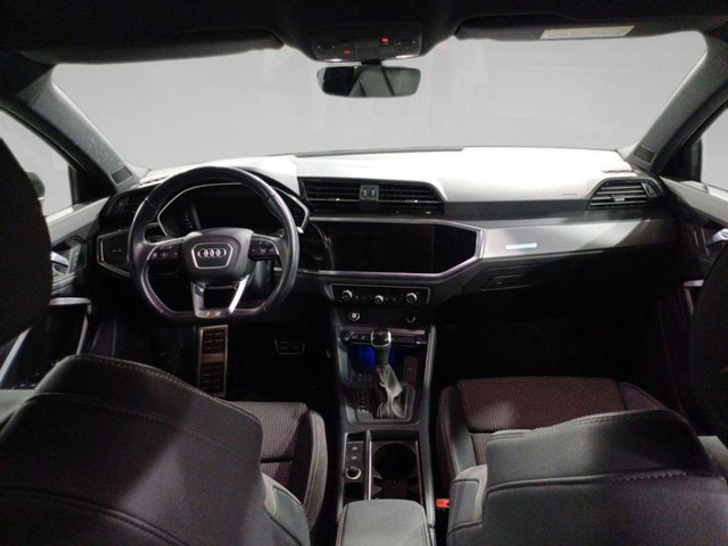 Audi Q3 35 TDI S line