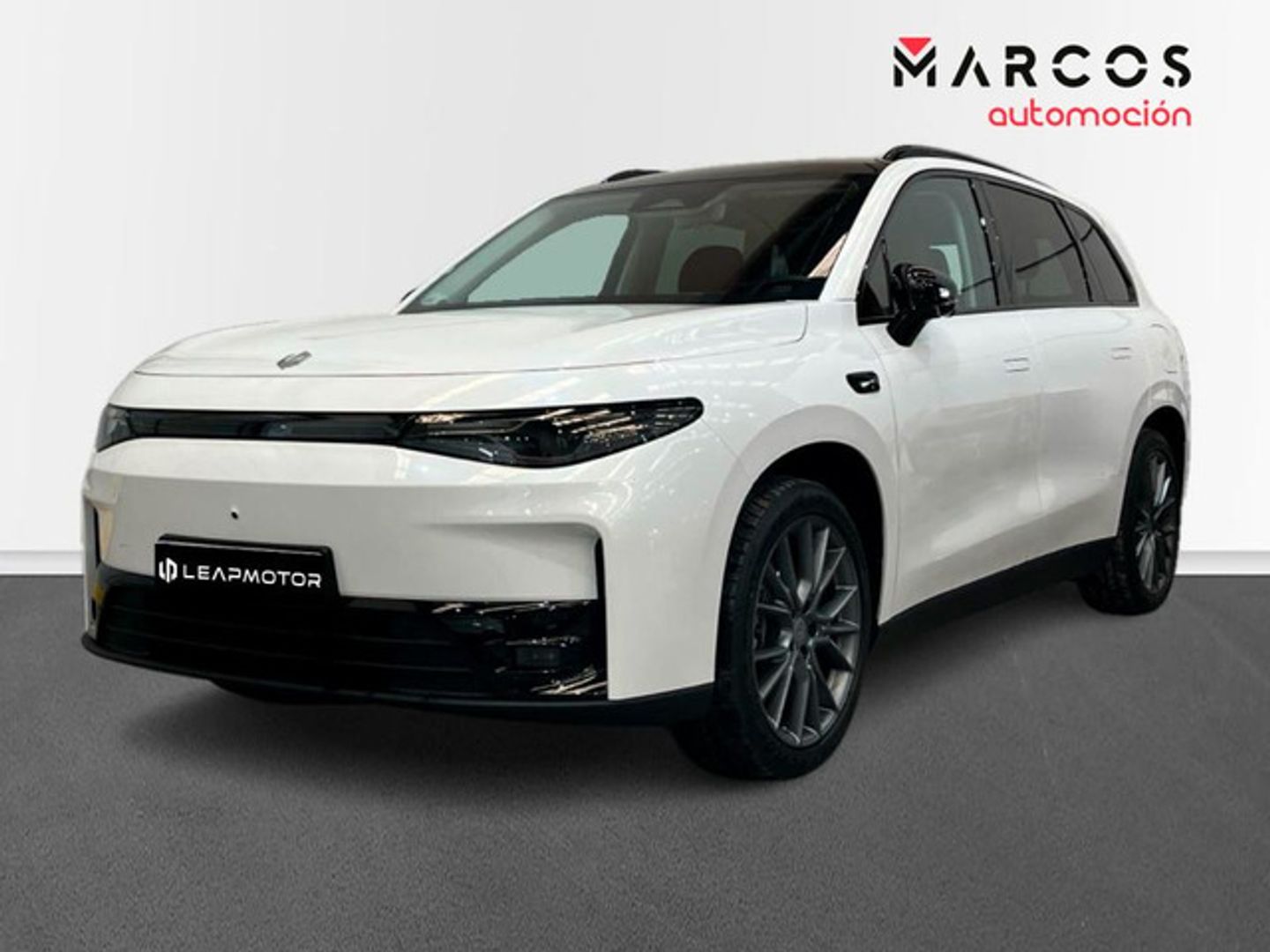 Leapmotor C10 BEV 69.9kWh Design Auto 160 kW (218 CV)