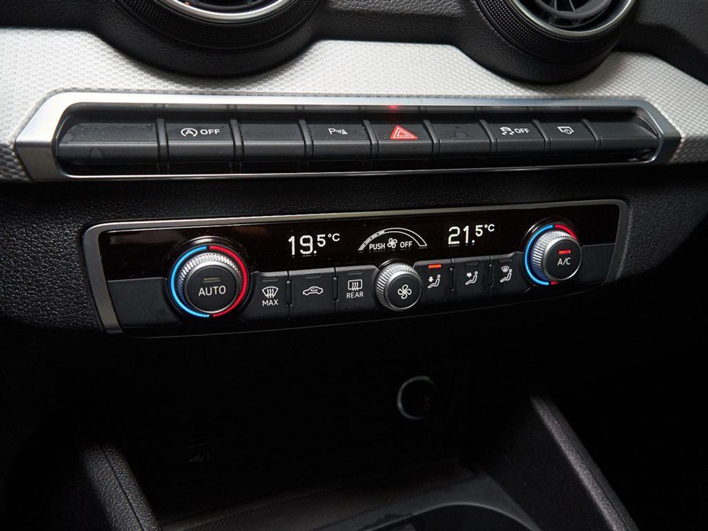 Audi Q2 Advanced 30 TFSI 81 kW (110 CV)
