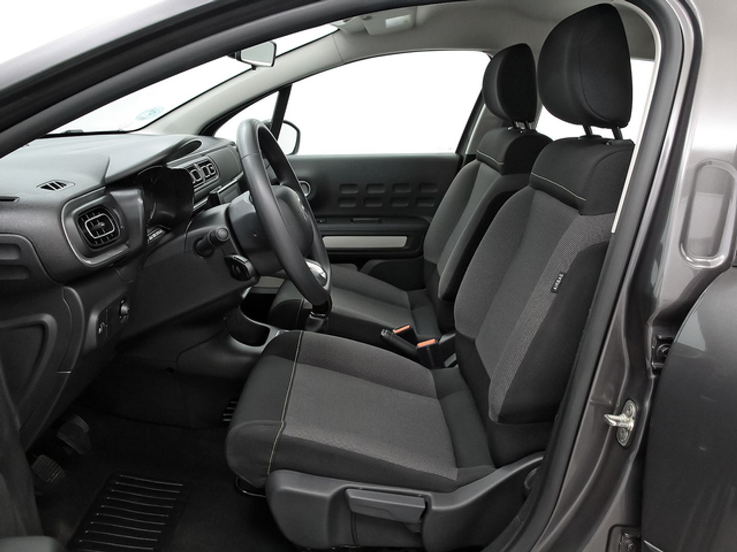 Citroen C3 PureTech 82 C-Series 61 kW (83 CV)