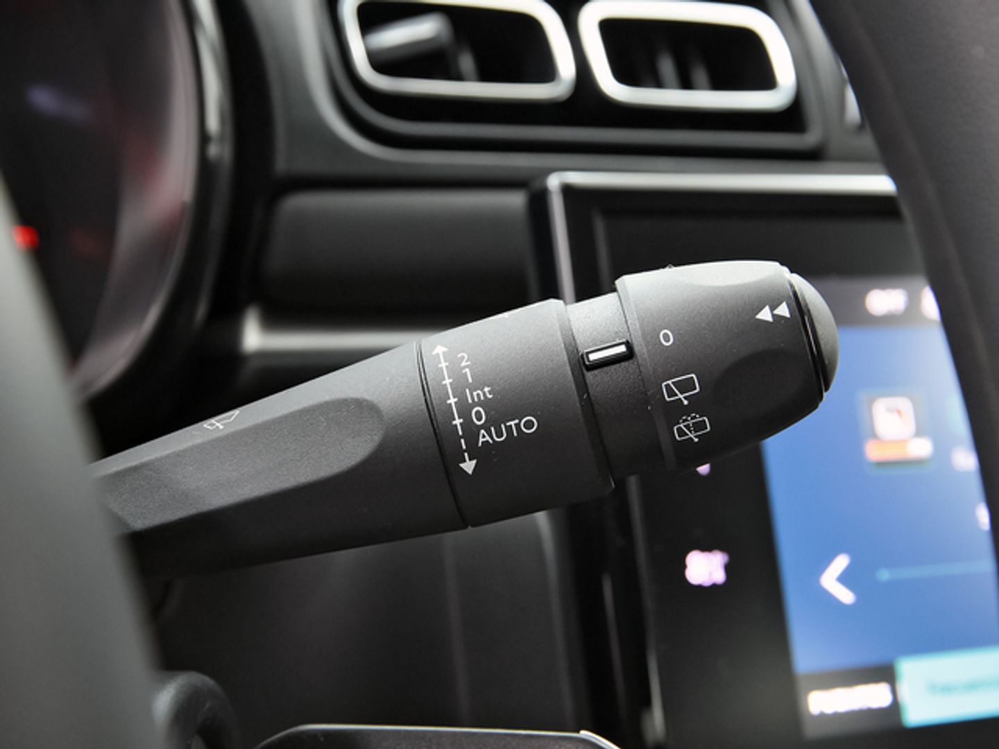 Citroen C3 PureTech 82 C-Series 61 kW (83 CV)